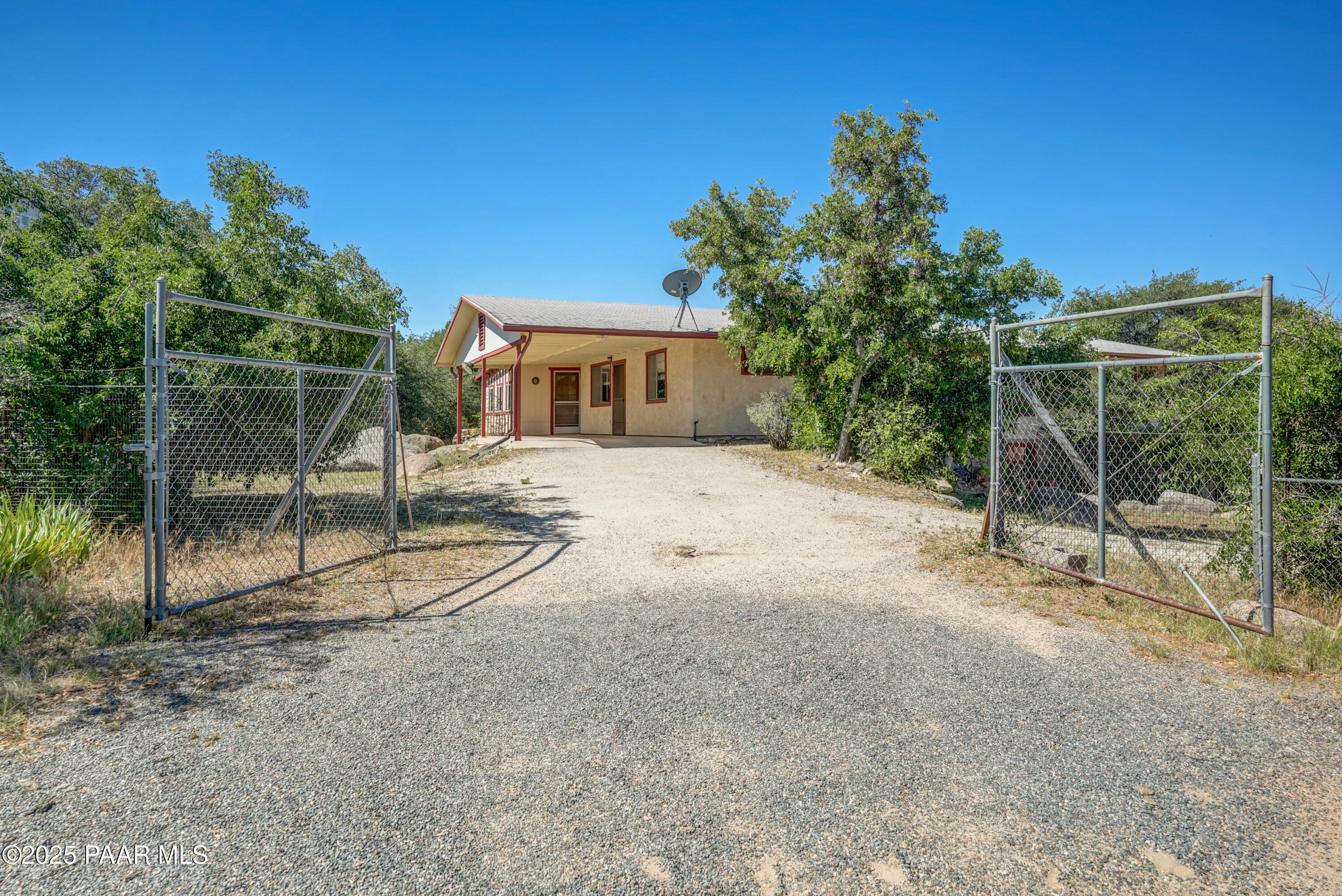 17488 W Foothill Road