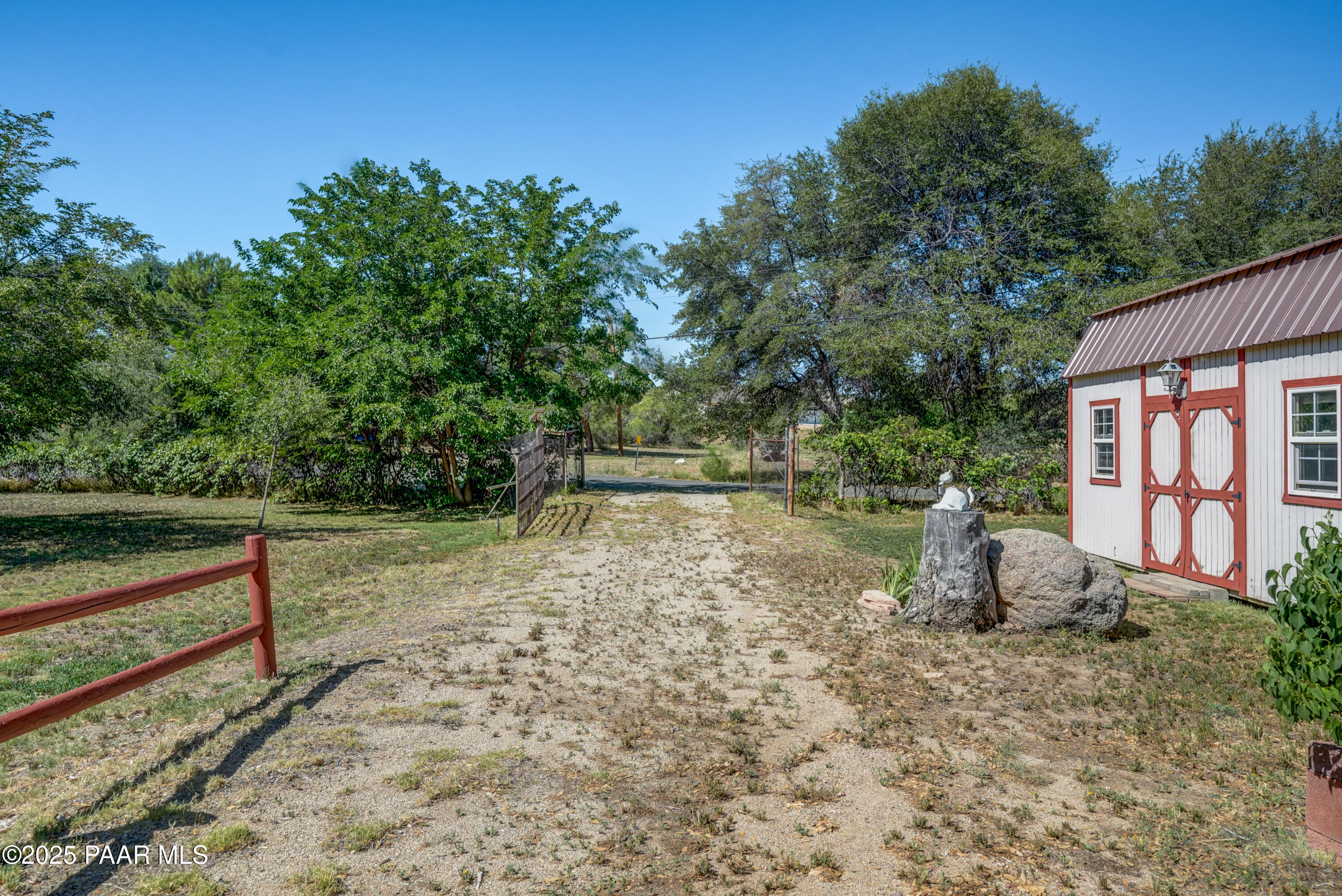 17488 W Foothill Road