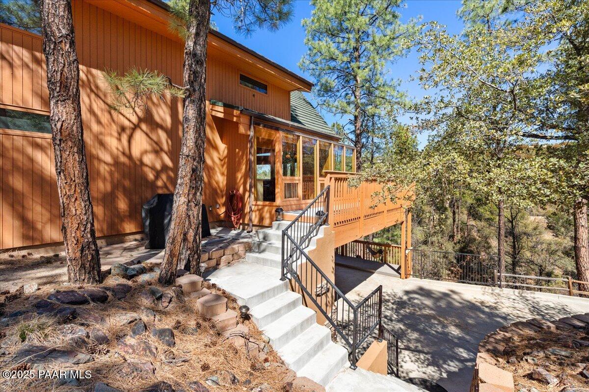 35 E Colonels Way