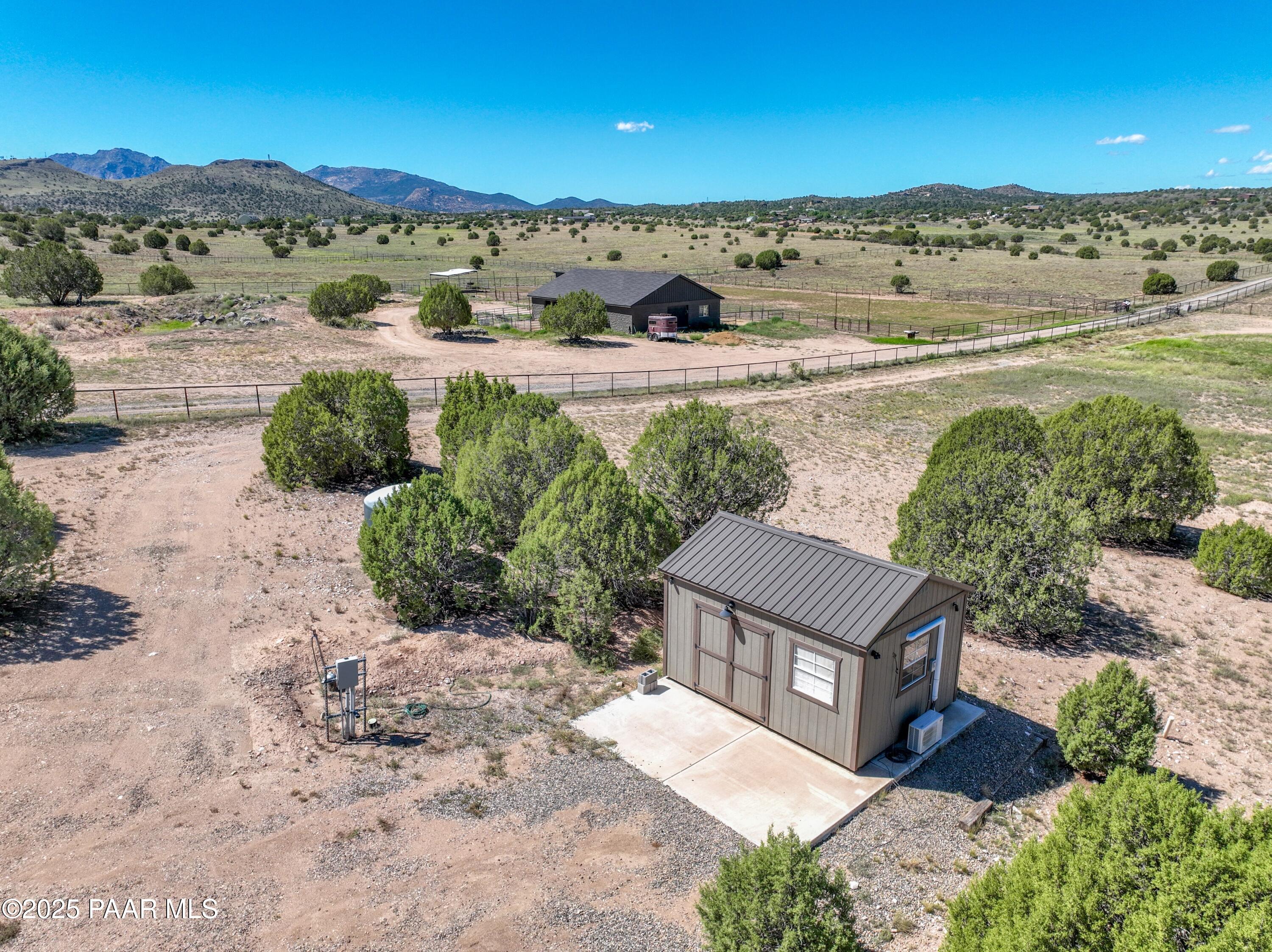 225 S Blue Merle Trail