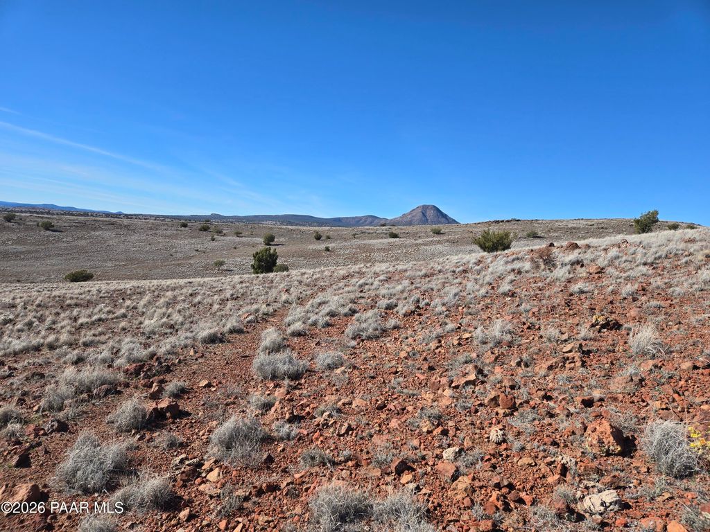 Photo of 102 W Falcon Flight, Ash Fork, AZ 86320 (MLS # 1079452)