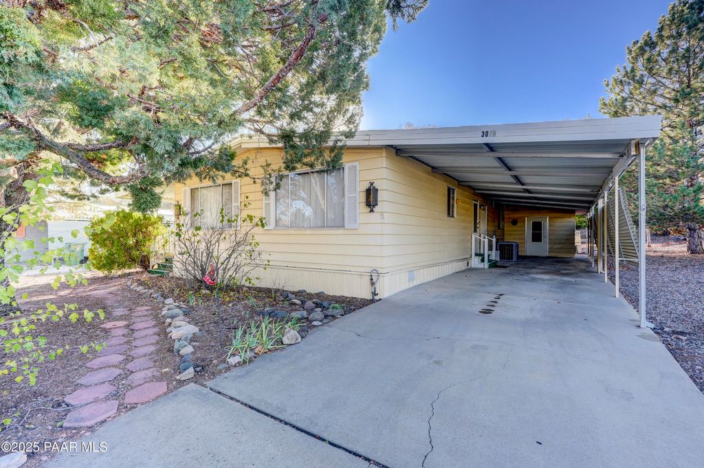 Photo of 3075 Cornell Drive, Prescott, AZ 86301 (MLS # 1078079)