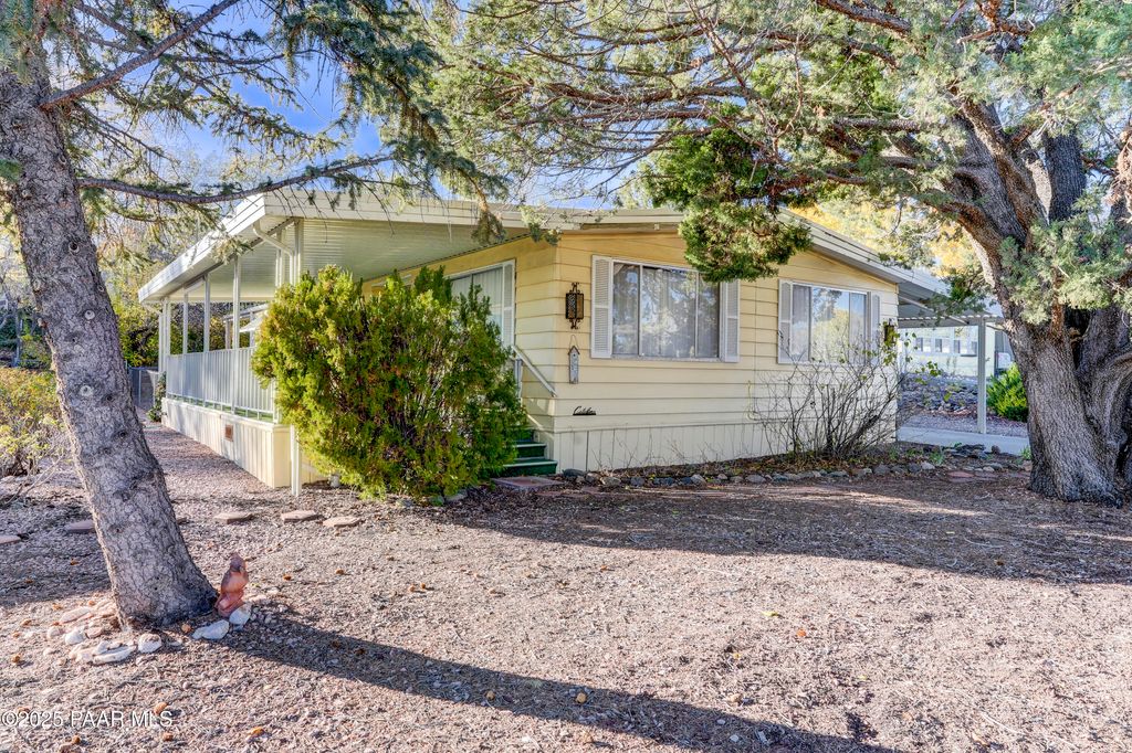 Photo of 3075 Cornell Drive, Prescott, AZ 86301 (MLS # 1078079)