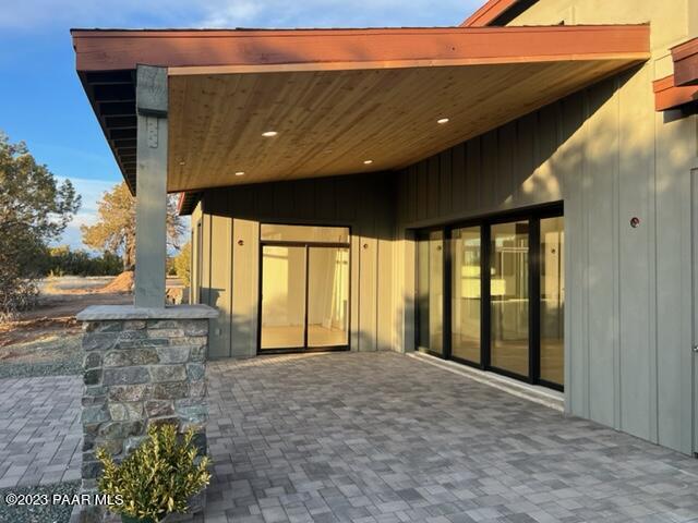 15070 N Meander Mountain Way