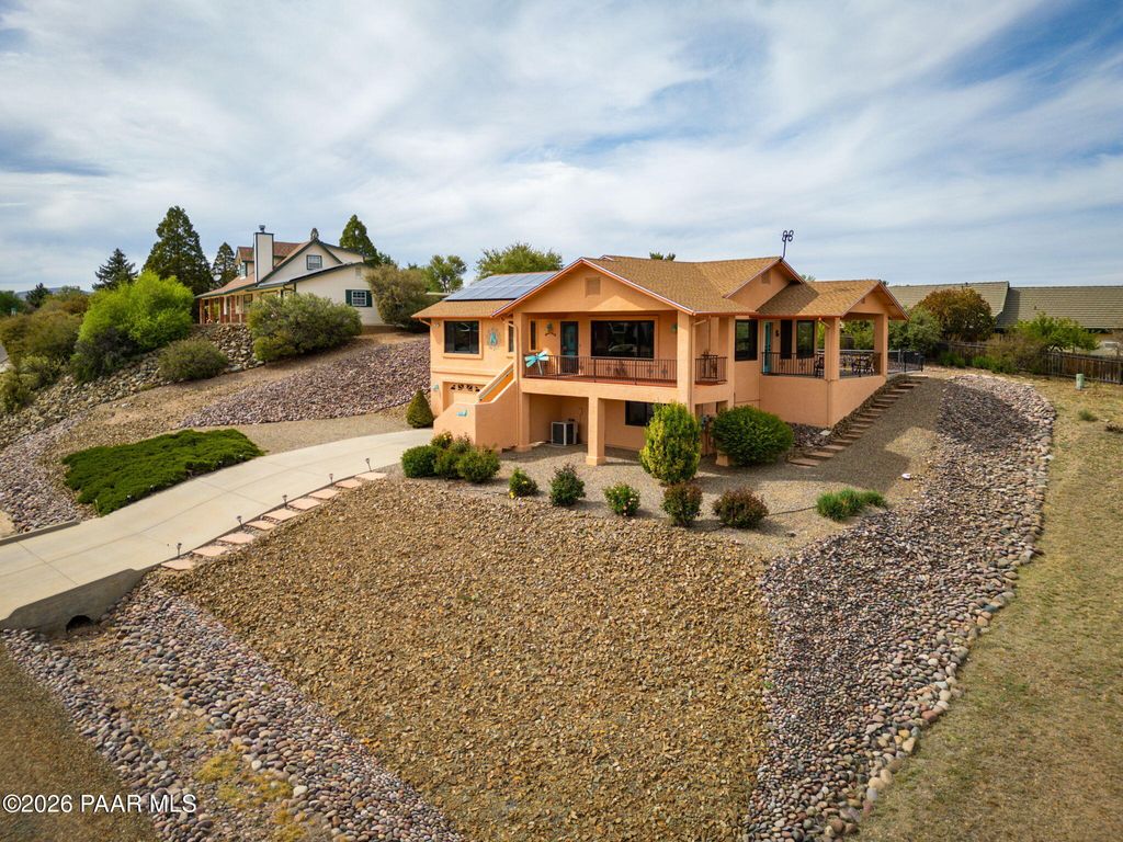 Photo of 11600 E Turquoise Circle, Dewey-Humboldt, AZ 86327 (MLS # 1081545)