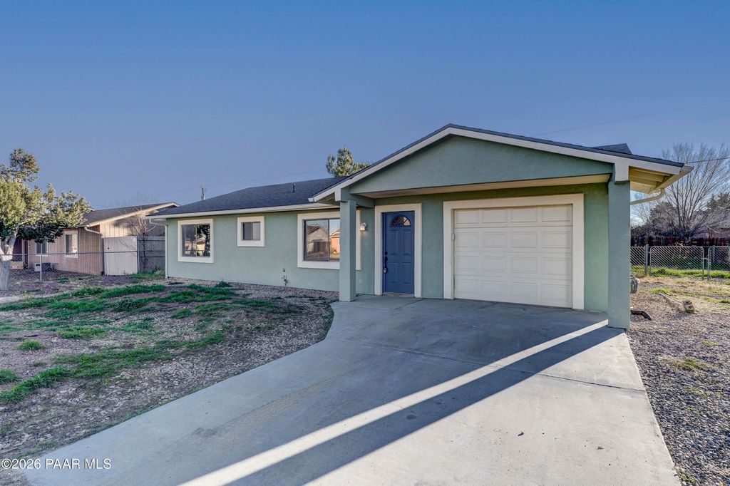 Photo of 3475 N Etheridge Drive, Prescott Valley, AZ 86314 (MLS # 1078770)