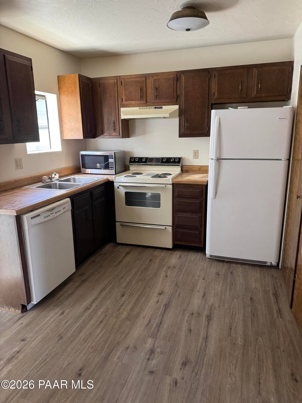 Photo of 845 Sunset Avenue #E, Prescott Valley, AZ 86305 (MLS # 1083956)