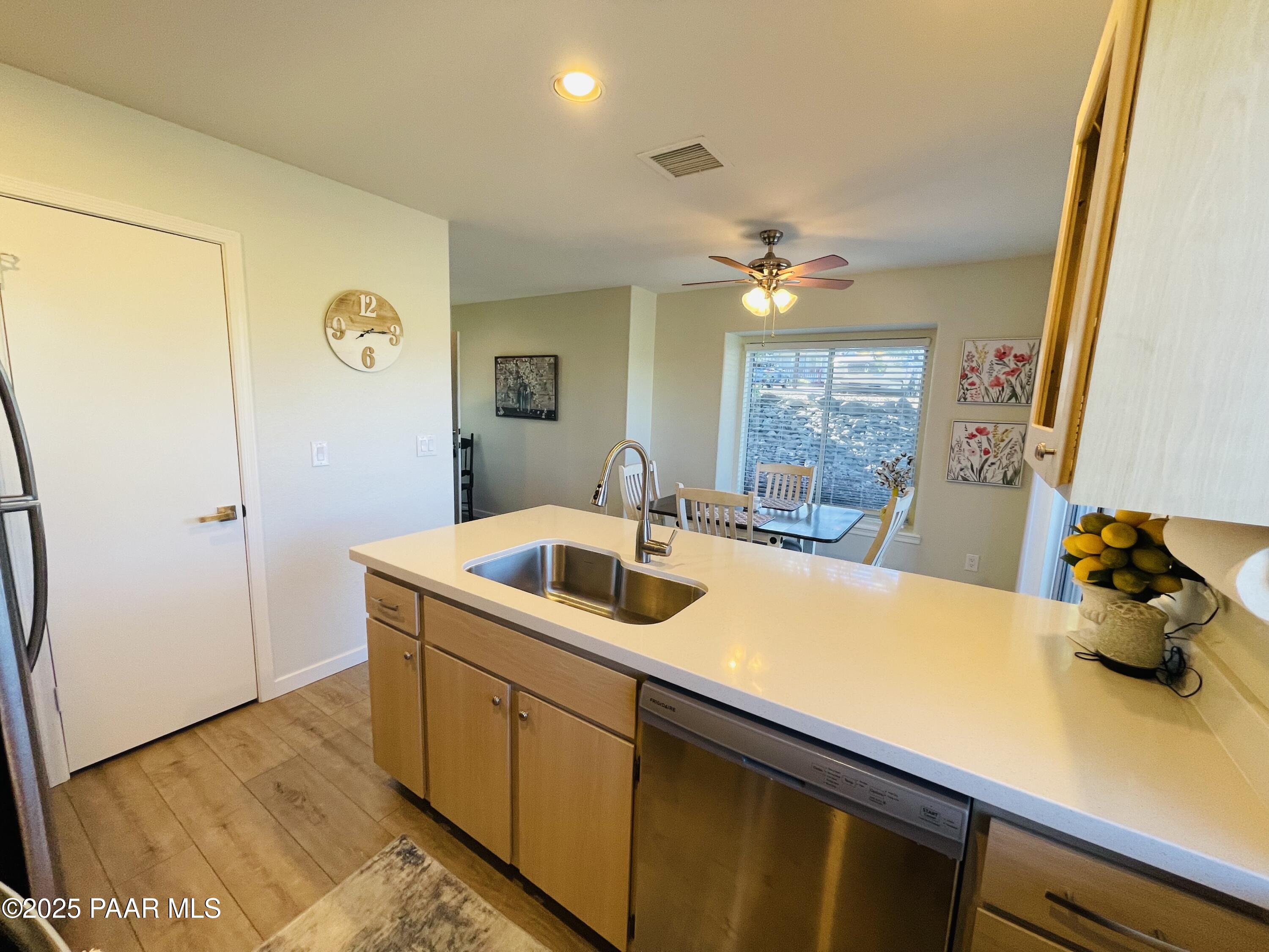 3070 Smokey Road 17e