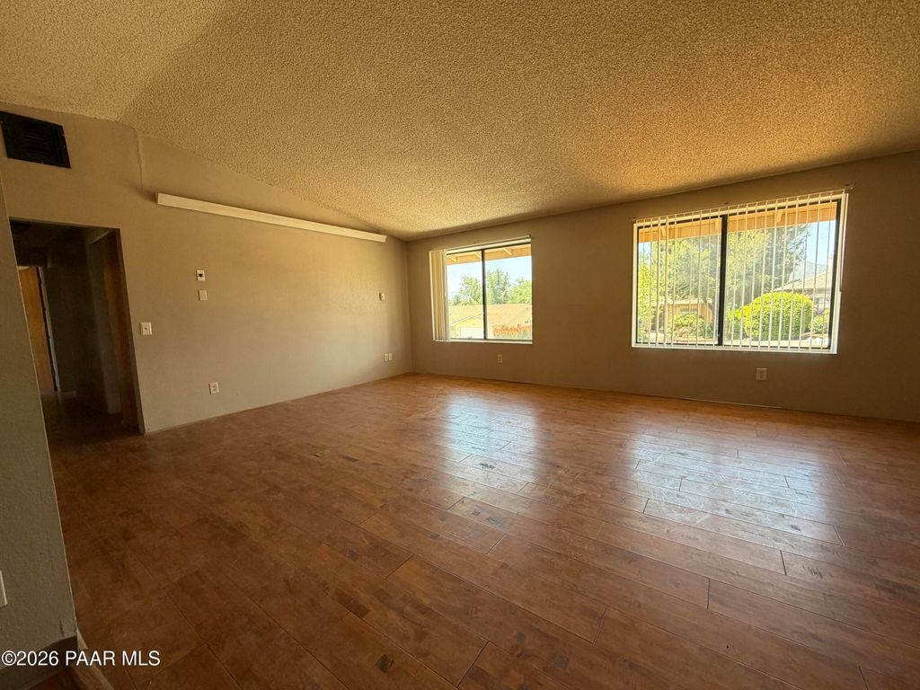 Photo of 927 N Old Chisholm Trail #C, Dewey-Humboldt, AZ 86327 (MLS # 1081315)