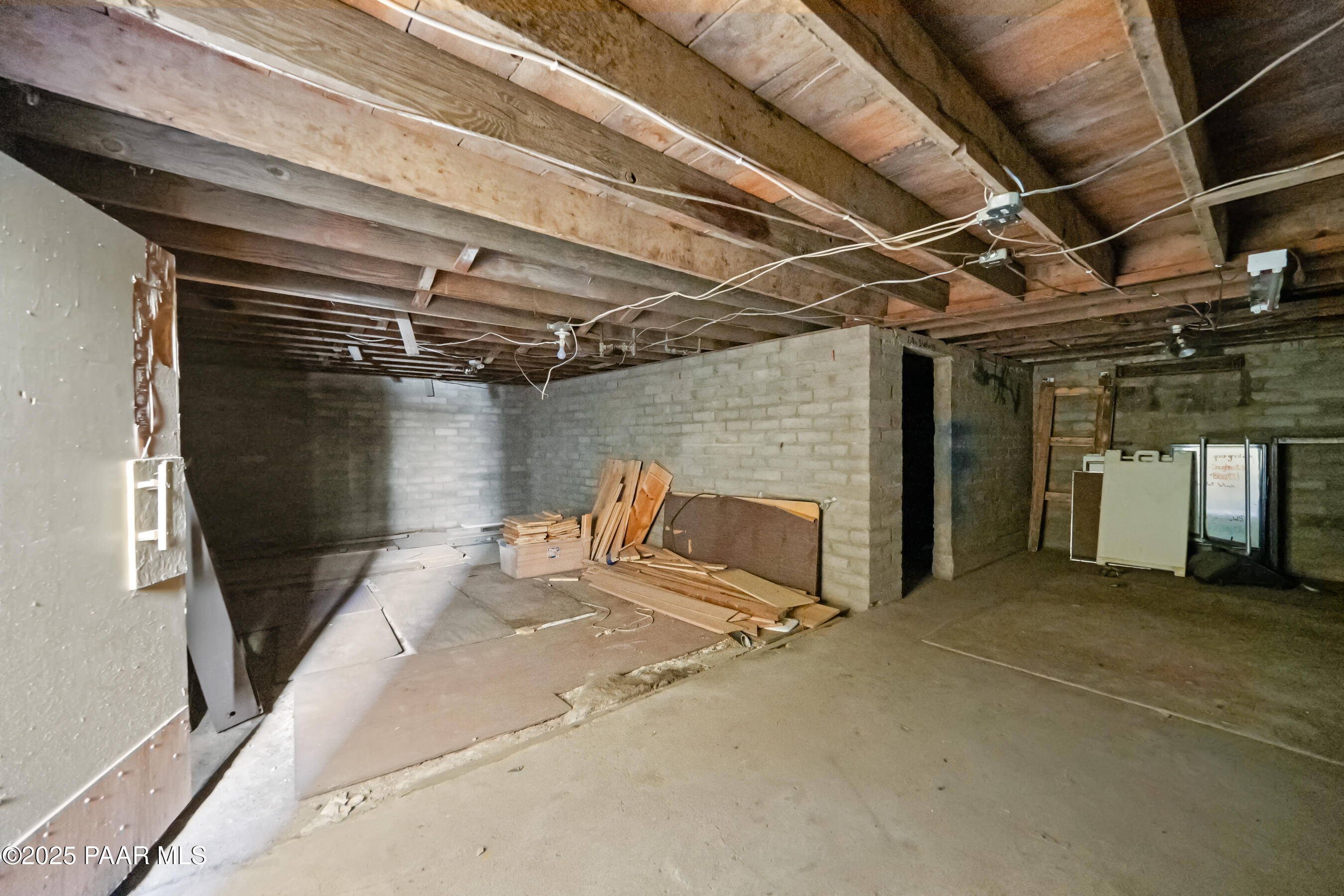 10 N Washington Street