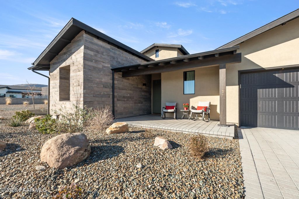 Photo of 4878 N Glasgow Place, Prescott Valley, AZ 86314 (MLS # 1079335)