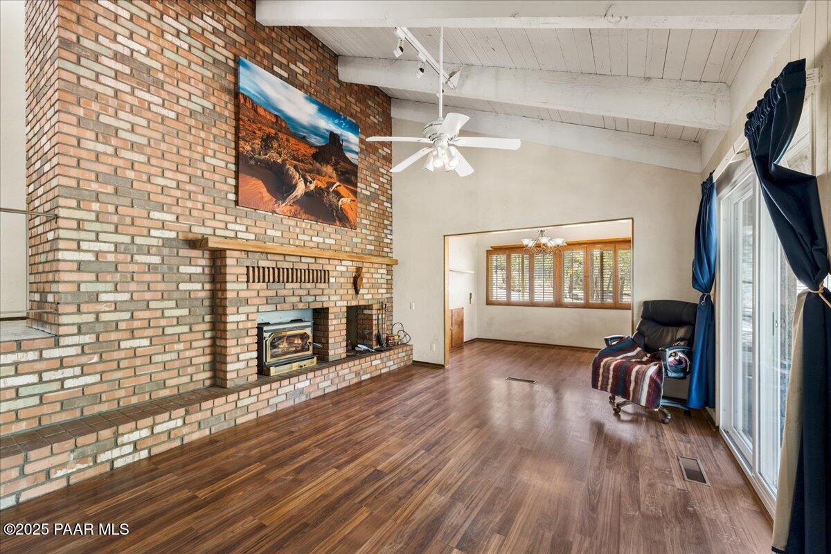 1111 E Pine Hills Drive