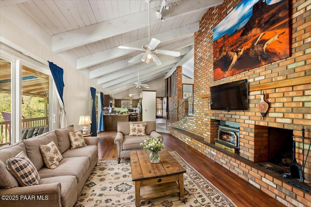 1111 E Pine Hills Drive