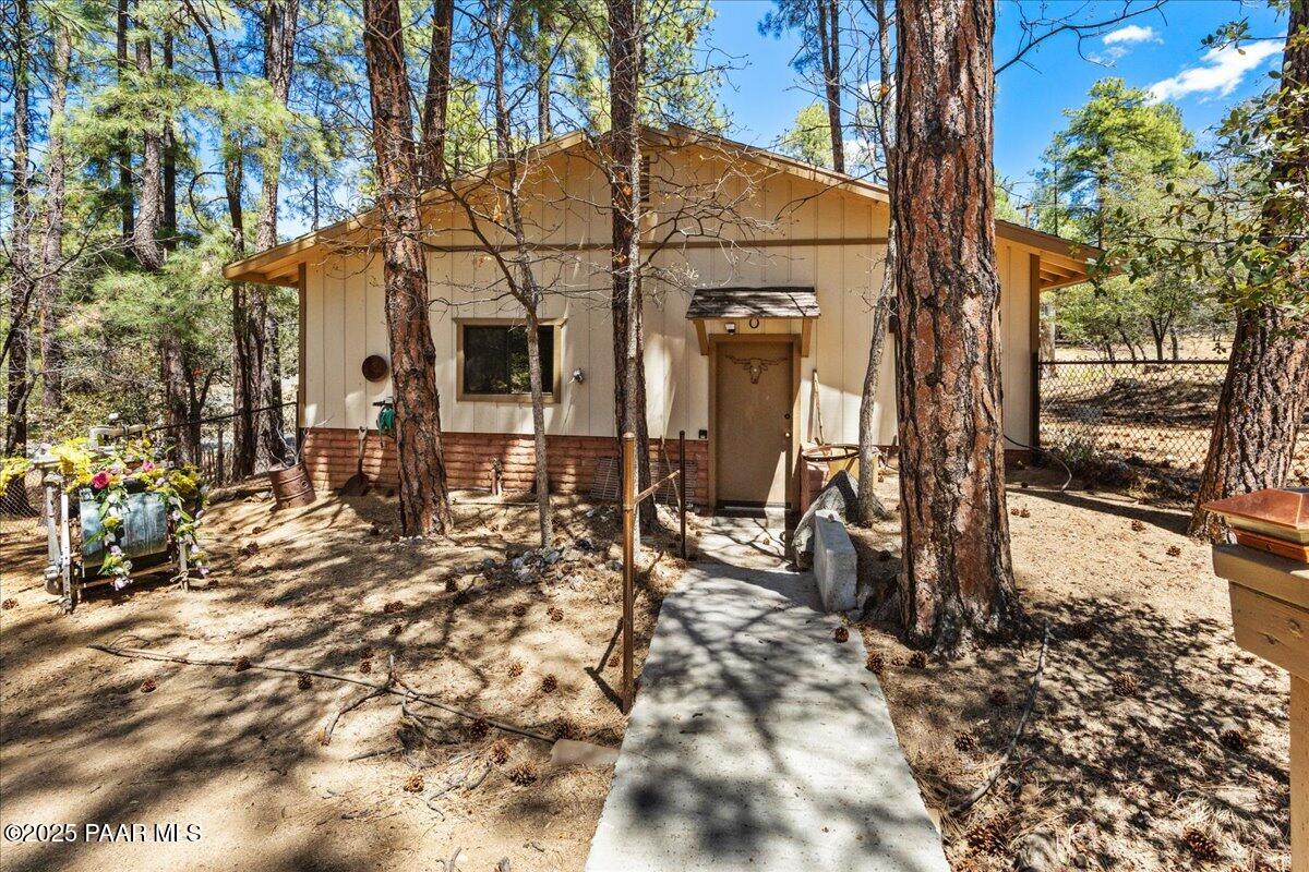 1111 E Pine Hills Drive