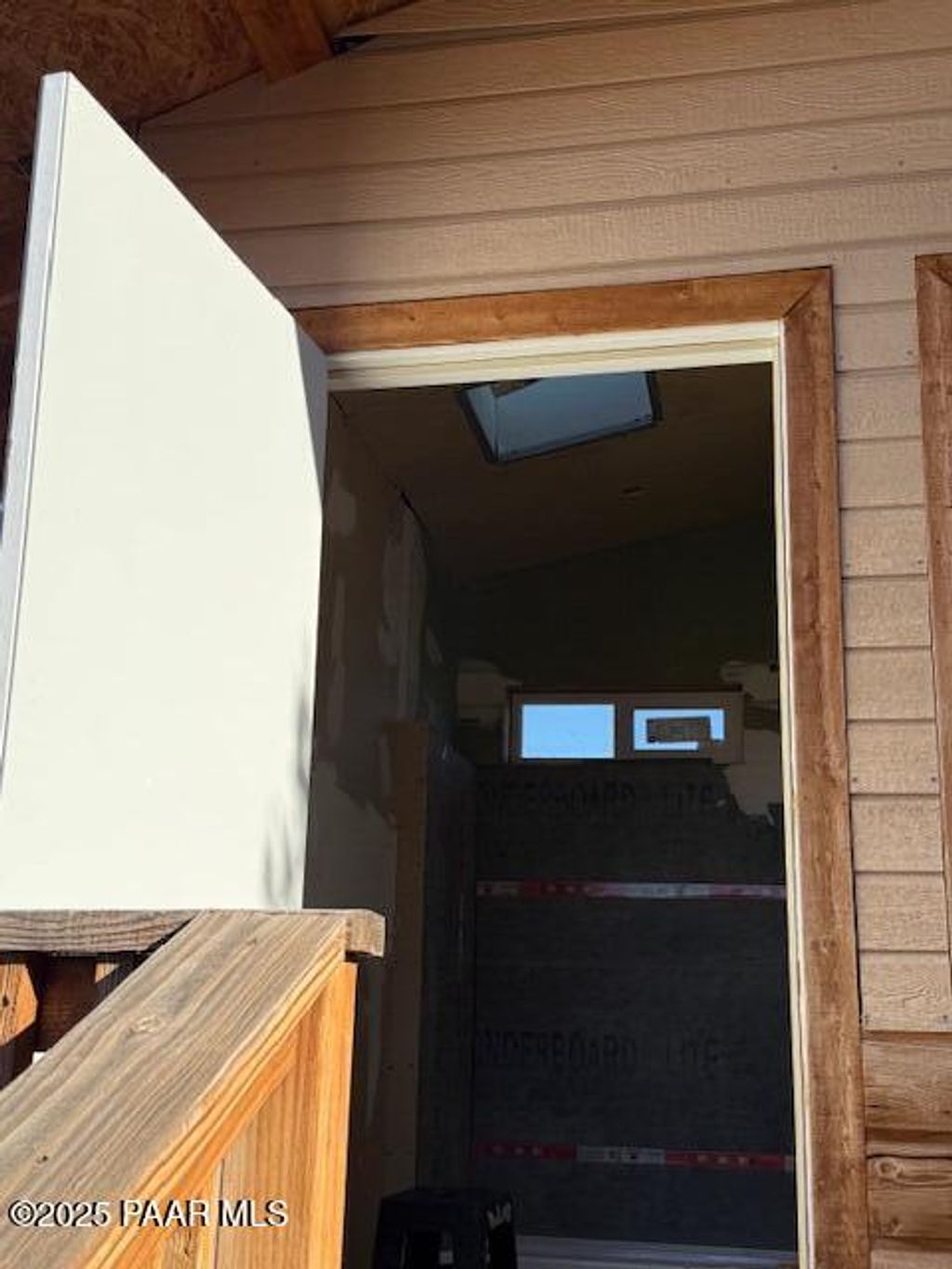 listing image 64