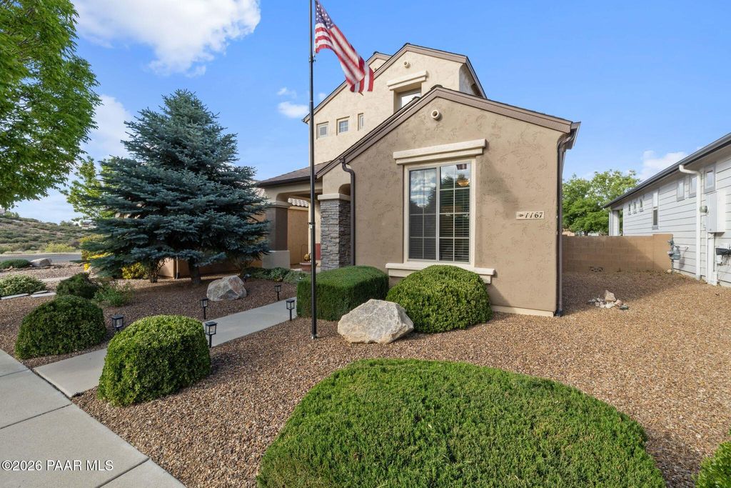 Photo of 1167 N Hobble Strap Lane, Prescott Valley, AZ 86314 (MLS # 1081776)