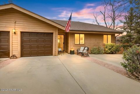 Photo of 910 Old Stage Road, Prescott, AZ 86303 (MLS # 1079573)