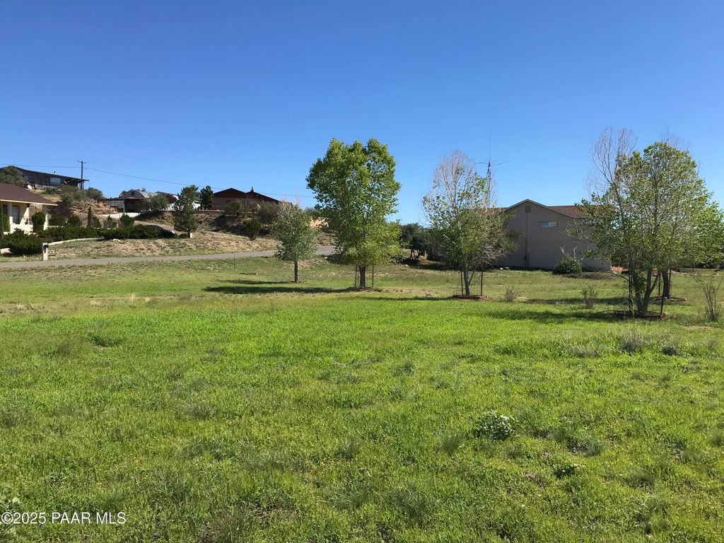 Photo of 00000 S Joseph Hodge Road, Peeples Valley, AZ 86332 (MLS # 1076769)