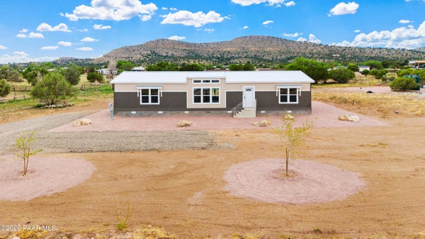 2726 N SHAWNEE TRL, CHINO VALLEY, AZ 86323 - Image e27a8d5f94dccf716cf82133cdede641/3000757516