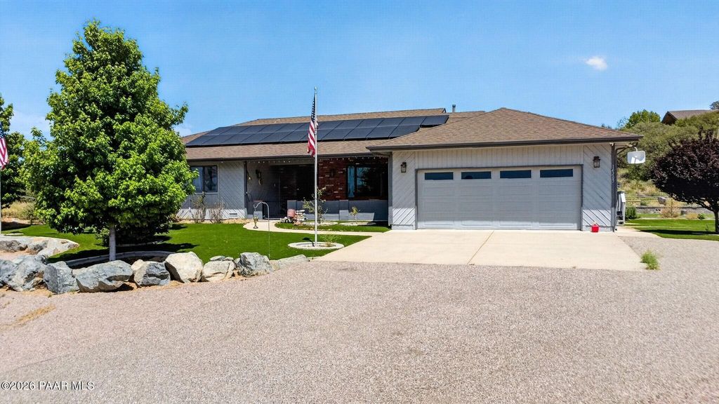 Photo of 14205 E Meadow Road, Dewey-Humboldt, AZ 86327 (MLS # 1082023)