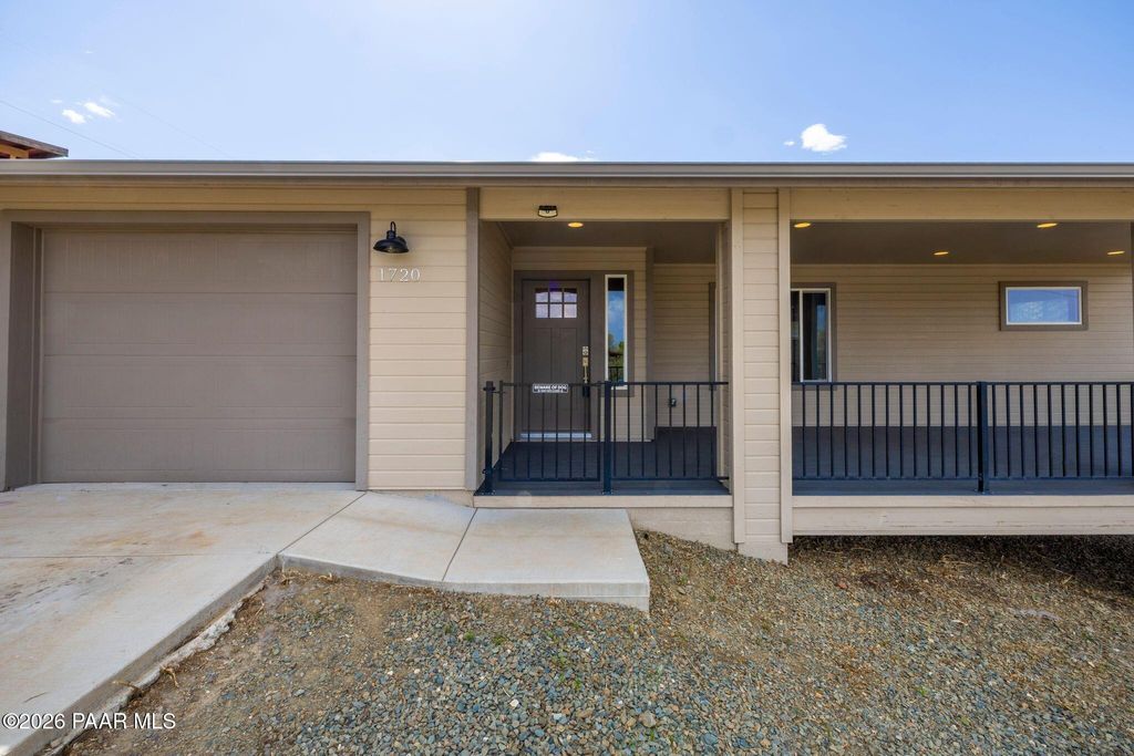 Photo of 1720 N Topaz Road, Prescott, AZ 86301 (MLS # 1083686)