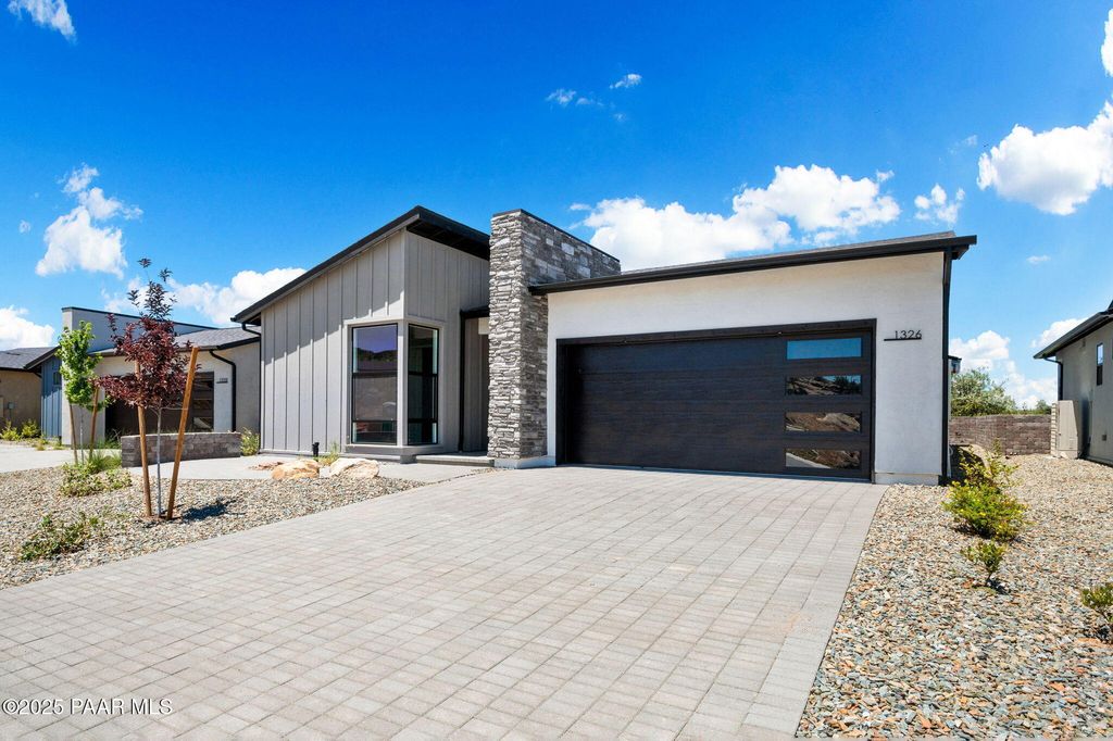 Photo of 1326 Rockwood Drive, Prescott, AZ 86305 (MLS # 1078196)