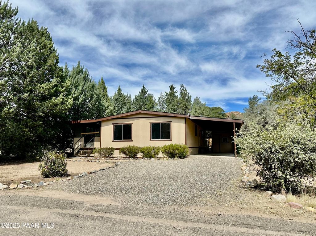 Photo of 1504 Private Road, Prescott, AZ 86301 (MLS # 1076958)