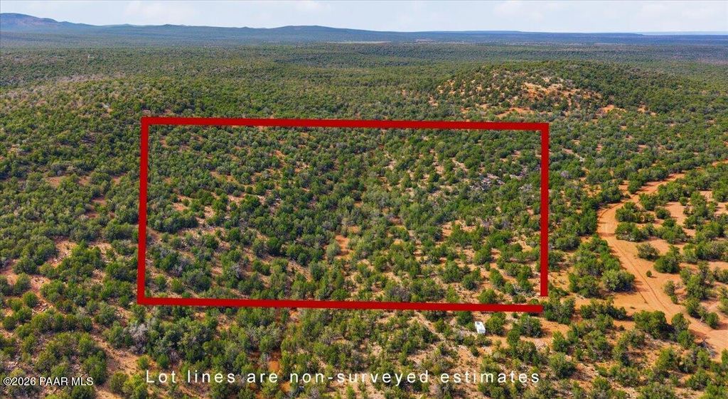 Photo of 918 Wolf Road, Ash Fork, AZ 86320 (MLS # 1082365)
