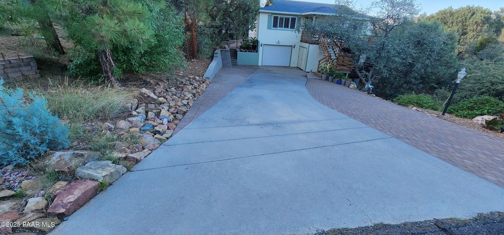 Photo of 4908 Butterfly Drive, Prescott, AZ 86301 (MLS # 1076723)