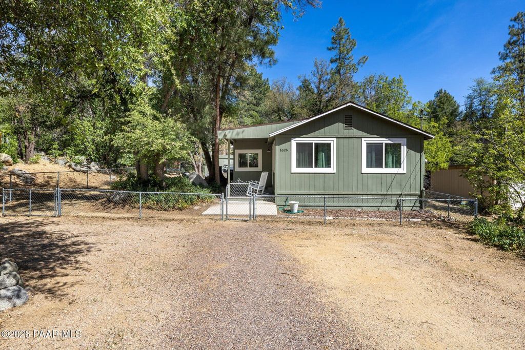 Photo of 1626 W Pine Cone Way, Prescott, AZ 86303 (MLS # 1082192)