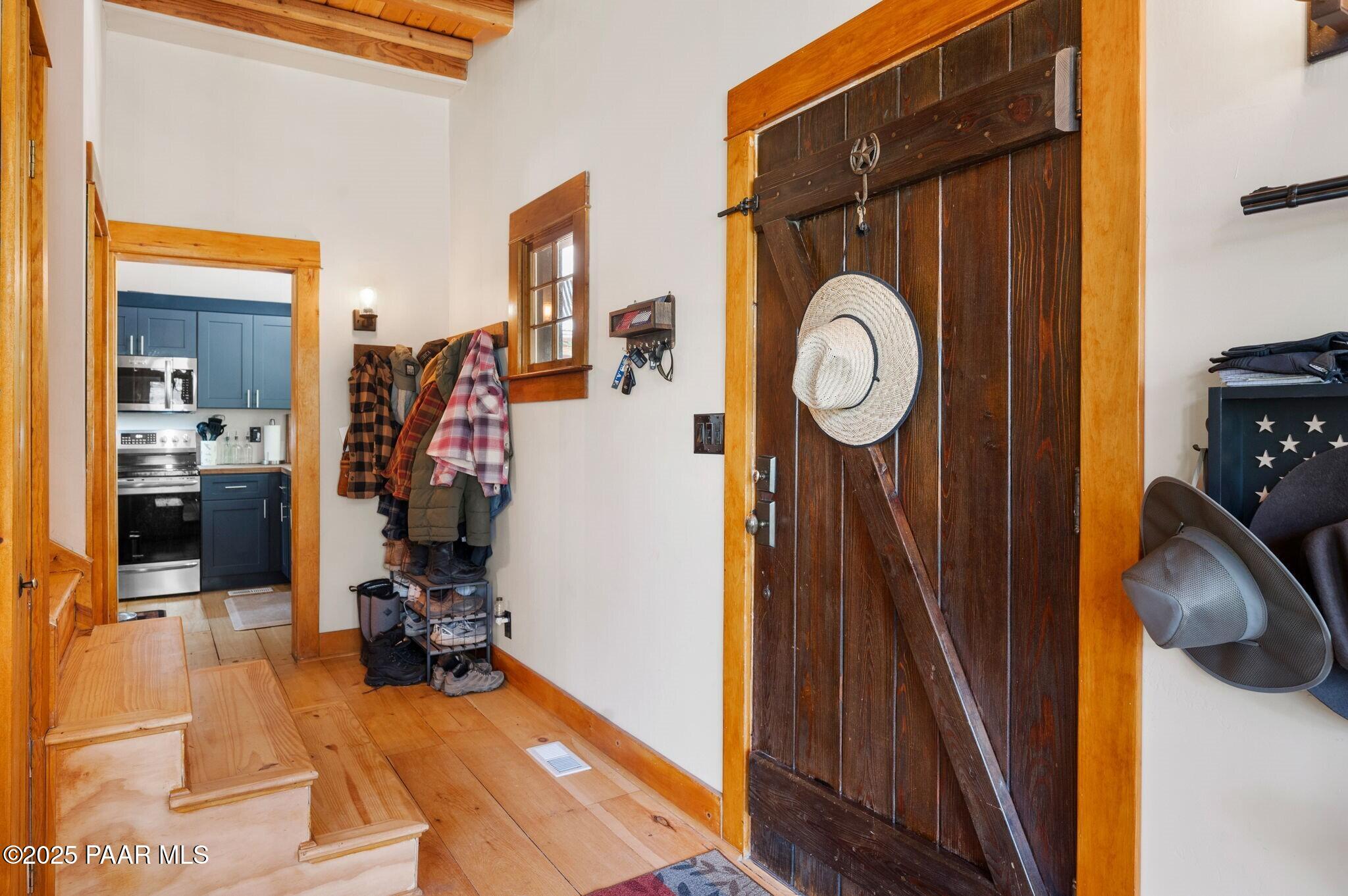 4955 E Herrin Hollow Lane