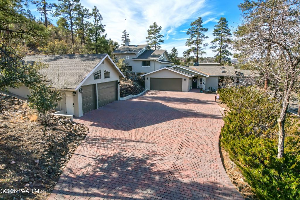 Photo of 2405 N Williamson Valley Road, Prescott, AZ 86305 (MLS # 1079856)