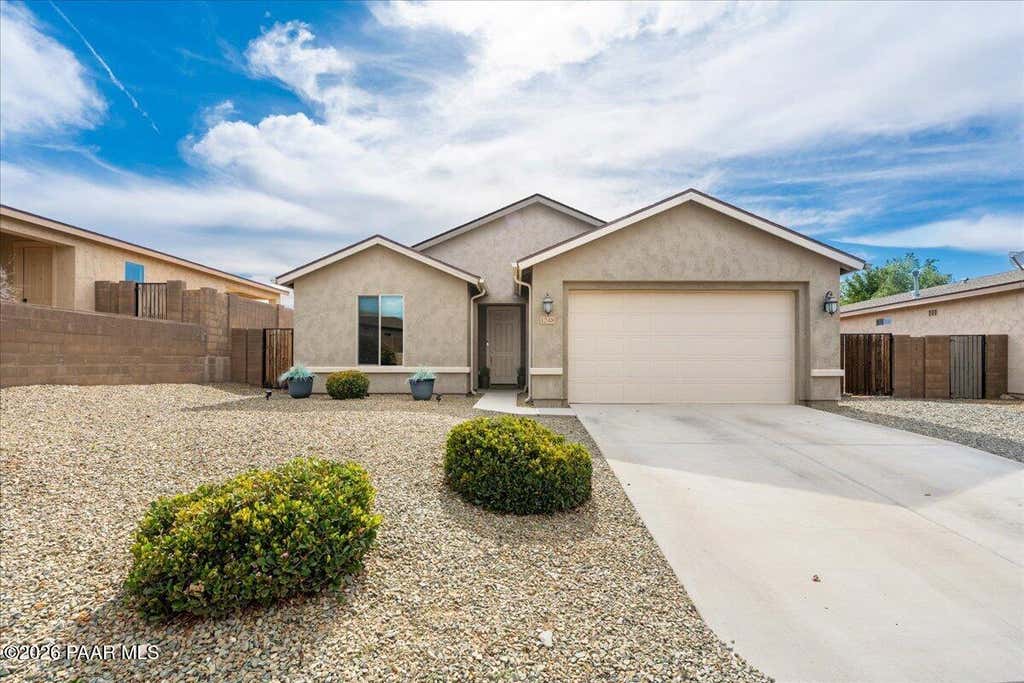 Photo of 1248 Bainbridge Lane, Chino Valley, AZ 86323 (MLS # 1082504)