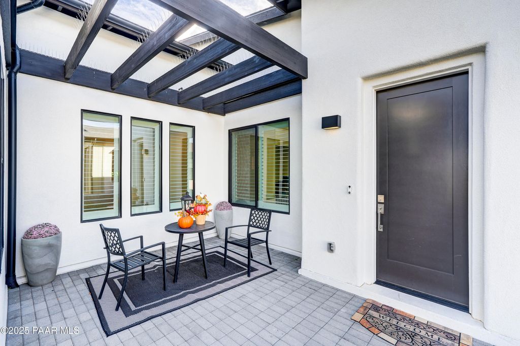 Photo of 4812 N Yorkshire Loop, Prescott Valley, AZ 86314 (MLS # 1077551)