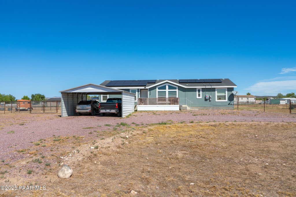 Photo of 350 E Houston Road, Paulden, AZ 86334 (MLS # 1084404)