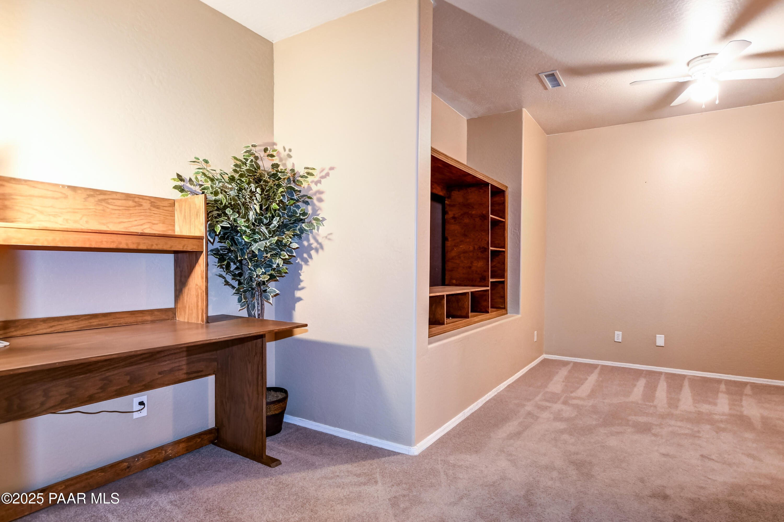 Dewey-Humboldt, Arizona 86327, United States, 2 Bedrooms Bedrooms, ,3 BathroomsBathrooms,Residential,Active,172174