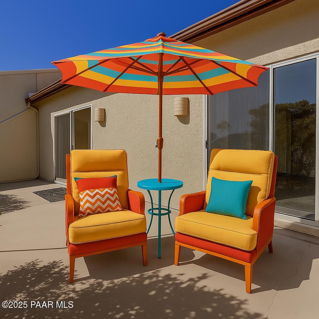 Dewey-Humboldt, Arizona 86327, United States, 2 Bedrooms Bedrooms, ,3 BathroomsBathrooms,Residential,Active,172174