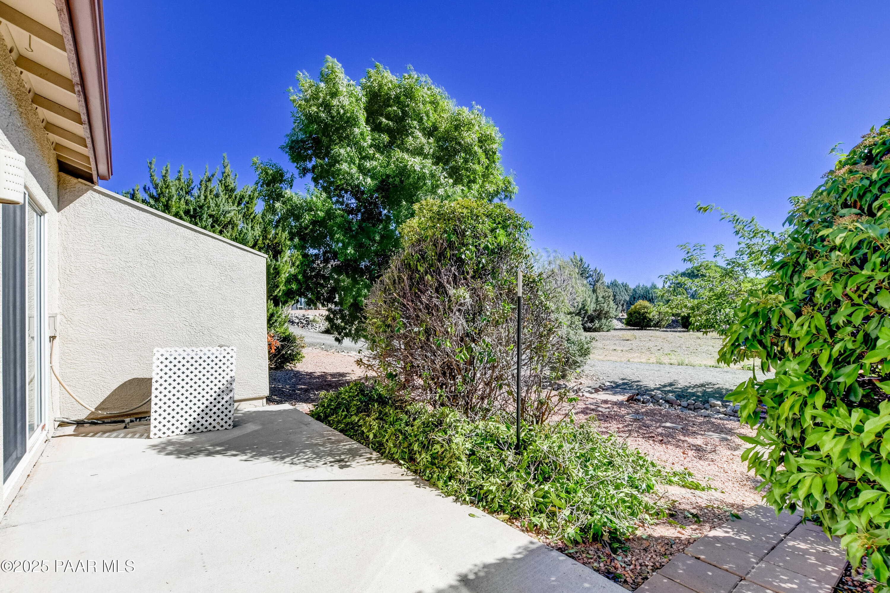 Dewey-Humboldt, Arizona 86327, United States, 2 Bedrooms Bedrooms, ,3 BathroomsBathrooms,Residential,Active,172174