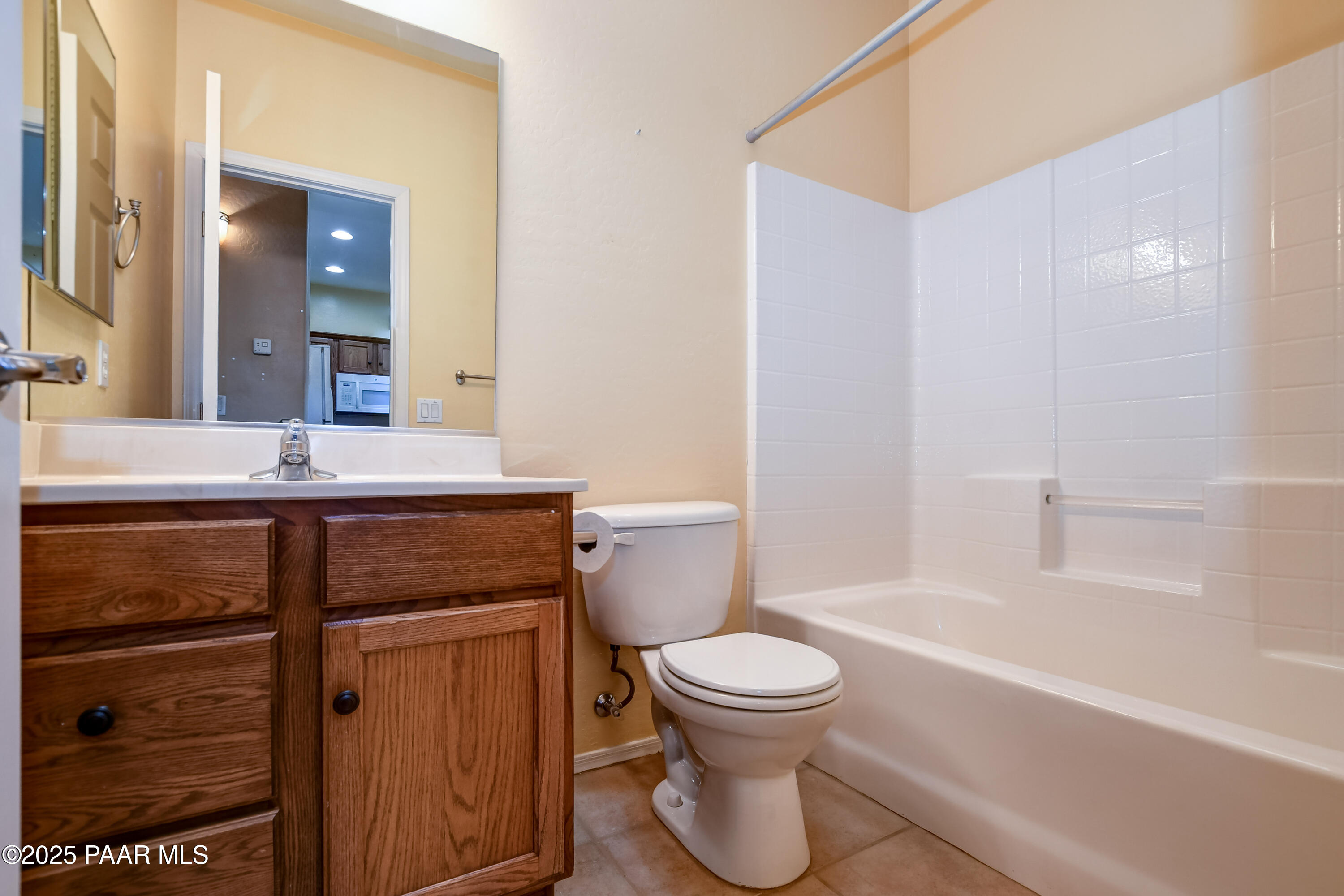 Dewey-Humboldt, Arizona 86327, United States, 2 Bedrooms Bedrooms, ,3 BathroomsBathrooms,Residential,Active,172174