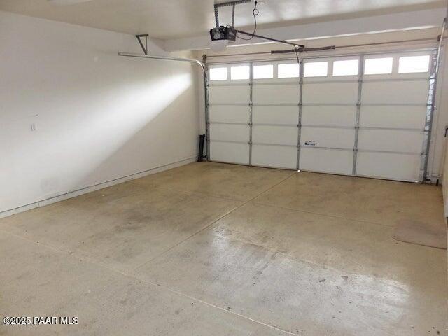 Dewey-Humboldt, Arizona 86327, United States, 2 Bedrooms Bedrooms, ,3 BathroomsBathrooms,Residential,Active,172174