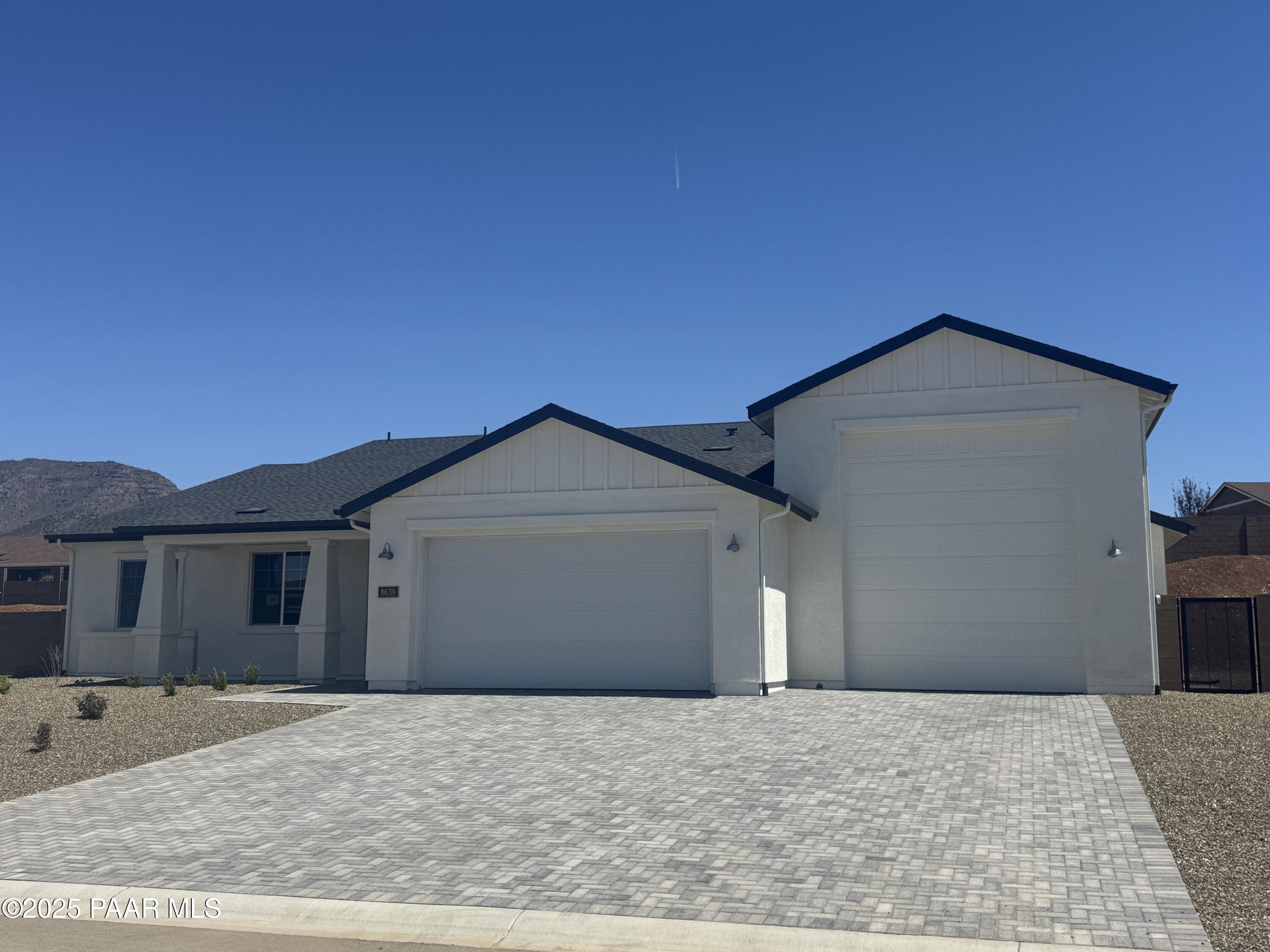 8639 N Isabella Court