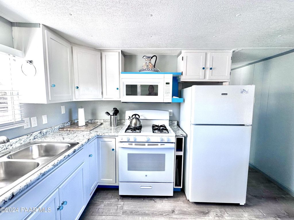 Photo of 2467 Coconino Boulevard, Williams, AZ 86046 (MLS # 1082213)