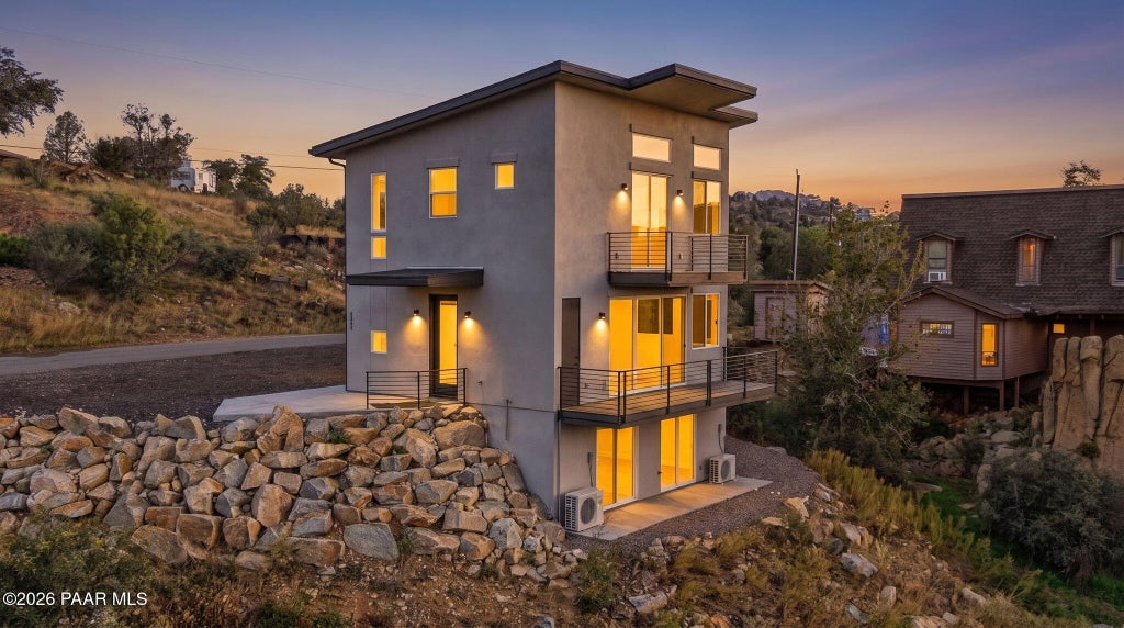 Photo of 2325 Cyclorama Drive, Prescott, AZ 86305 (MLS # 1085970)