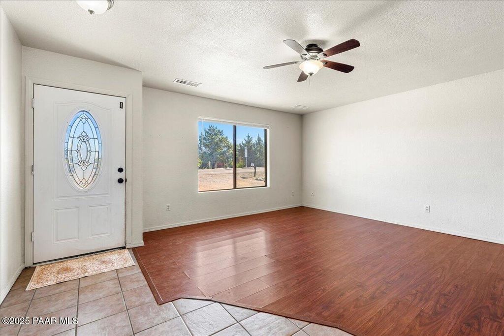 Photo of 3178 N Prescott East Highway, Prescott Valley, AZ 86314 (MLS # 1077511)