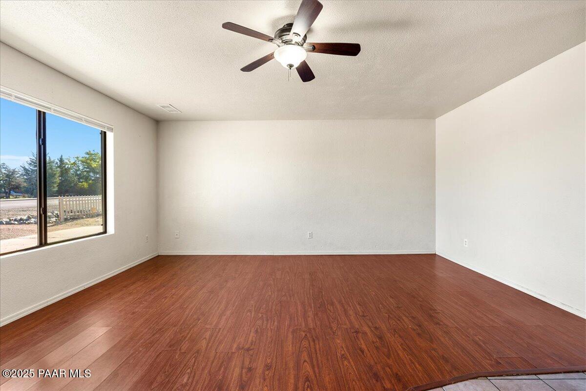 3178 N Prescott East Highway