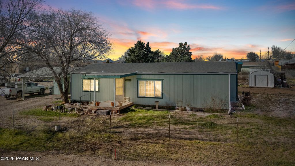 Photo of 24160 N Kyoto Avenue, Paulden, AZ 86334 (MLS # 1079463)