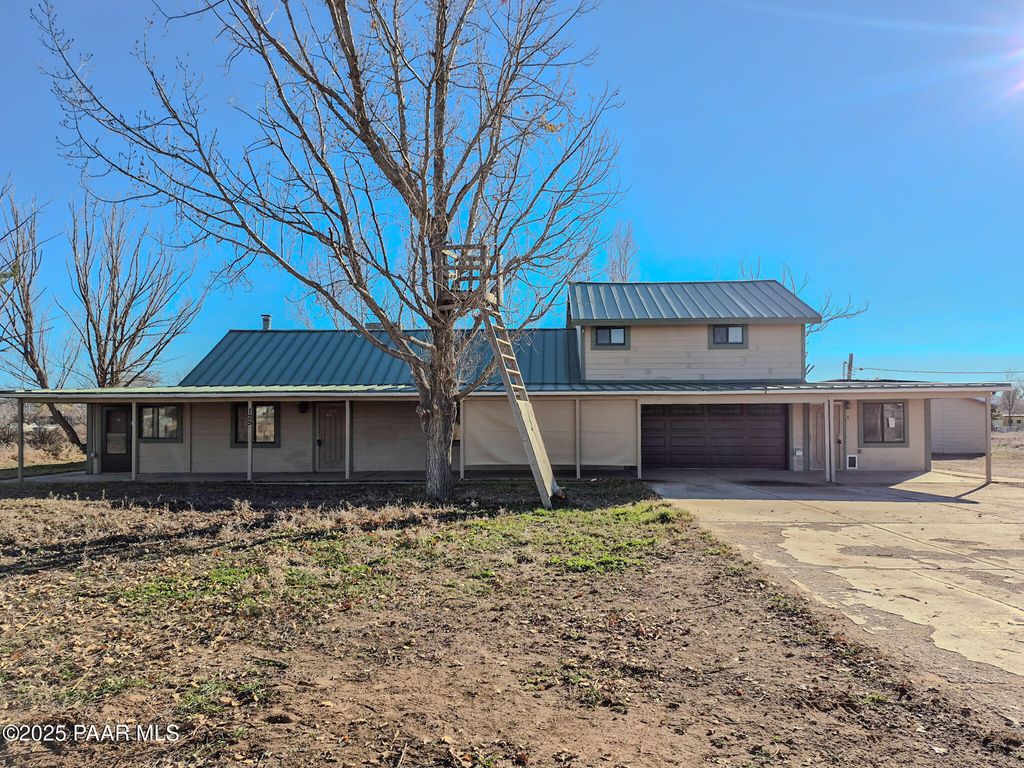 Photo of 125 E Harpson Trail, Paulden, AZ 86334 (MLS # 1078269)