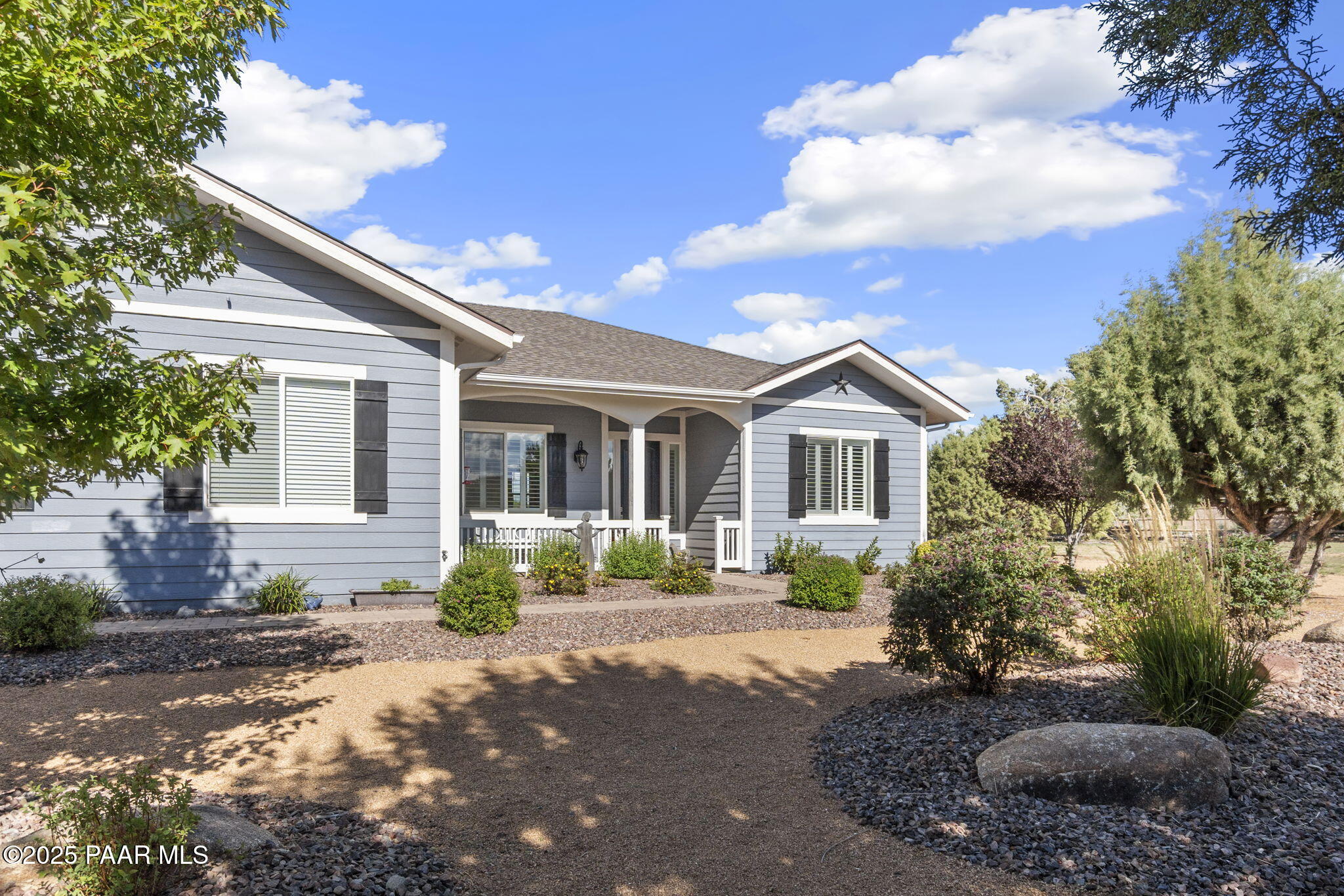 13595 N Warpaint Place