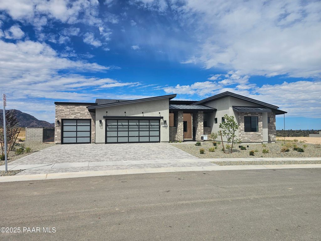 Photo of 5624 Meridian Court, Prescott, AZ 86305 (MLS # 1076915)