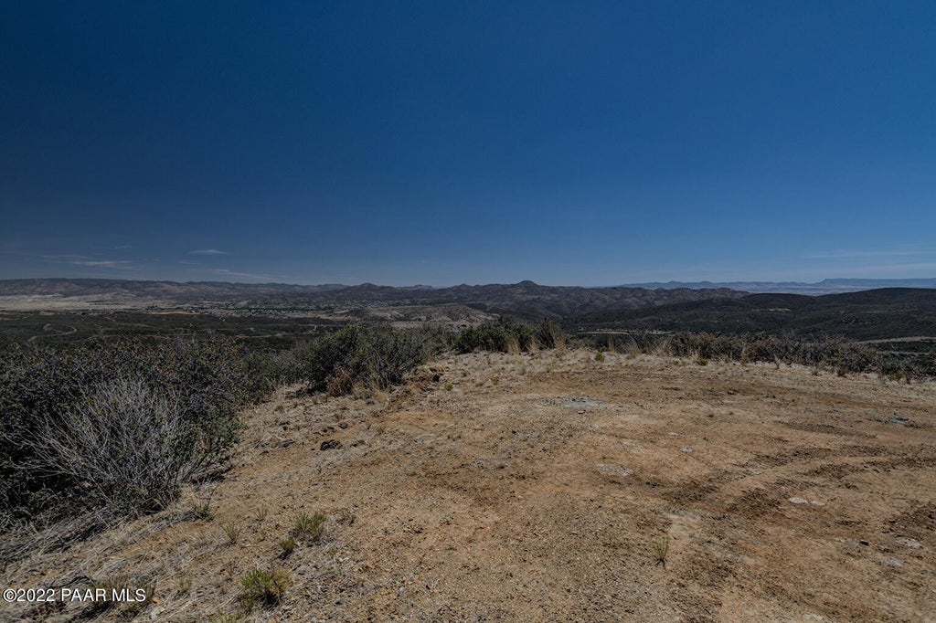 Photo of 0j Bullhorn, Mayer, AZ 86333 (MLS # 1085537)